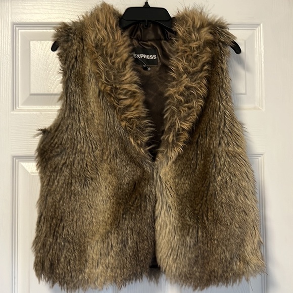 Express Faux Fur Western Country Cowgirl Neutral Ranch Rodeo Festival Layer L - Picture 1 of 13